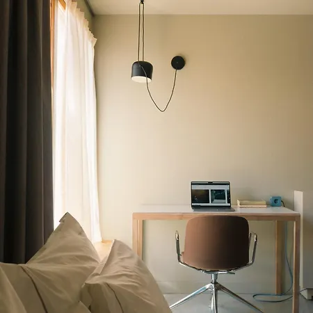Hotel Outsite Mouco