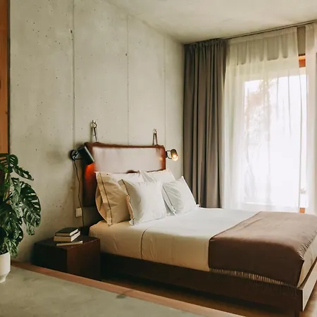 Outsite Mouco Hotel Porto